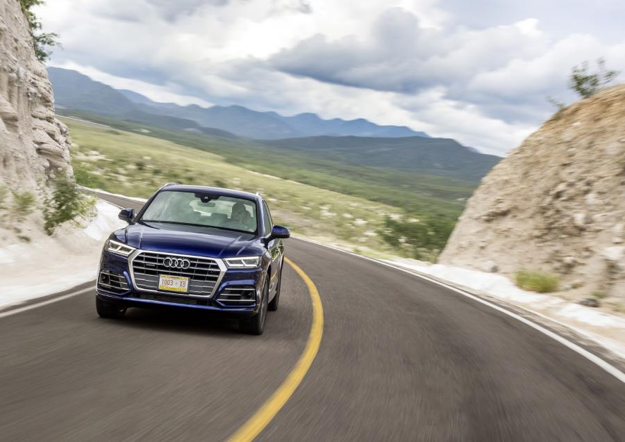  Audi Q5 TFSI Quattro S-Line 2016 года  (WW) (фото 26 из 110)